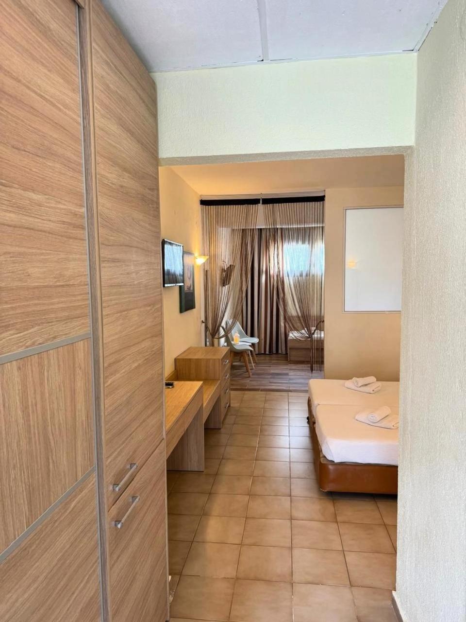 Xenios Possidi Paradise Hotel 외부 사진